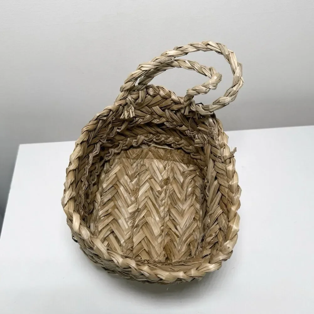 Mini Hanging Woven Sea Grass Basket